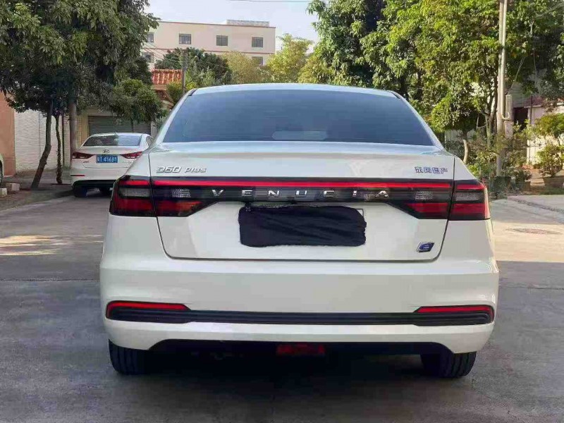 中山23年启辰D609