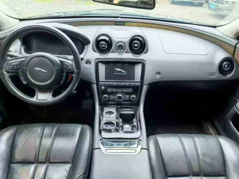 贵阳17年捷豹XJL3