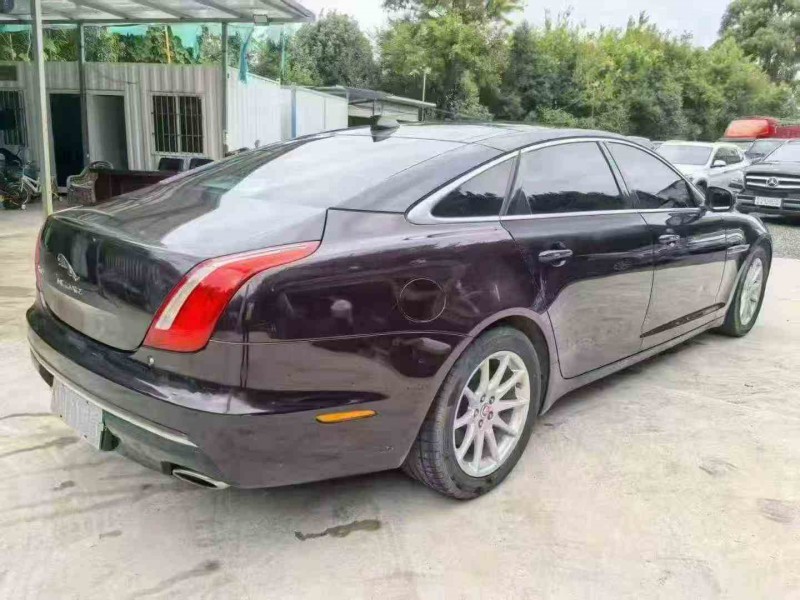 贵阳17年捷豹XJL8