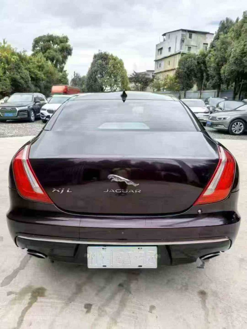 贵阳17年捷豹XJL9