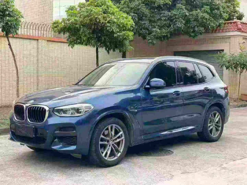 中山19年宝马X33