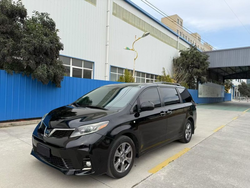 焦作19年丰田塞纳6