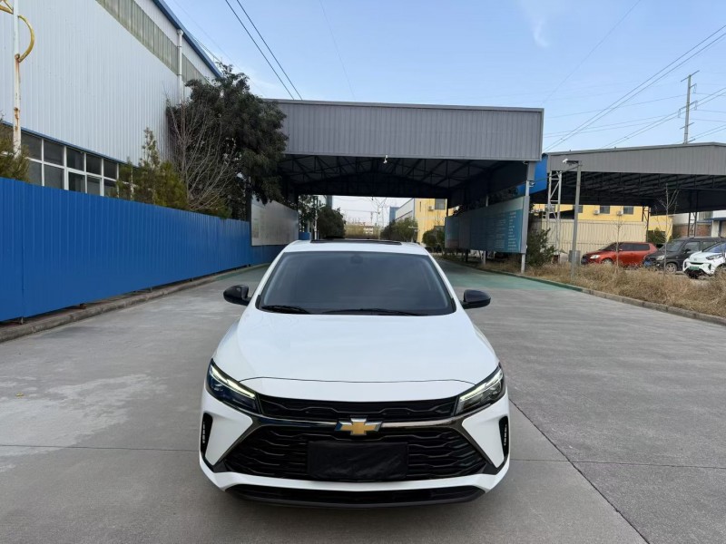 焦作23年雪佛兰科鲁泽1