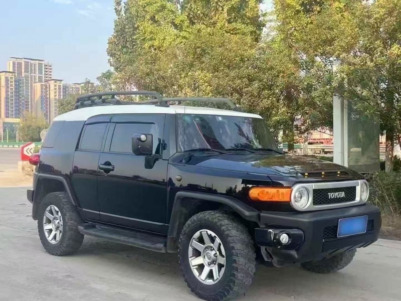 菏泽20年丰田FJ3