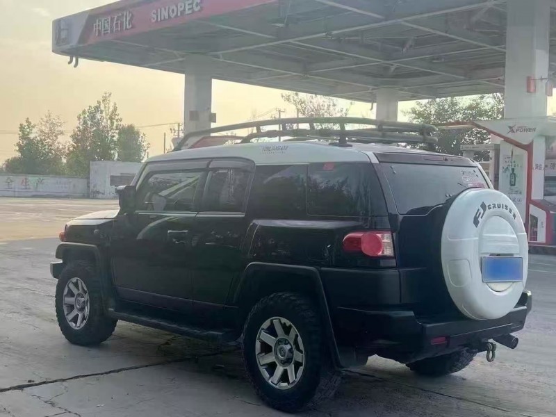 菏泽20年丰田FJ8