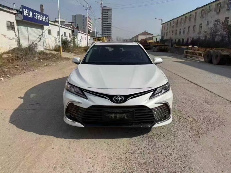 菏泽22年丰田凯美瑞1