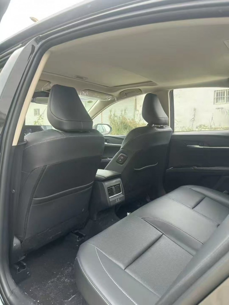 菏泽25年丰田凯美瑞4