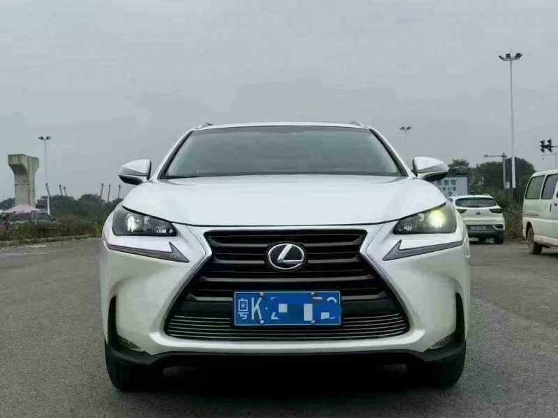北海16年雷克萨斯NX1