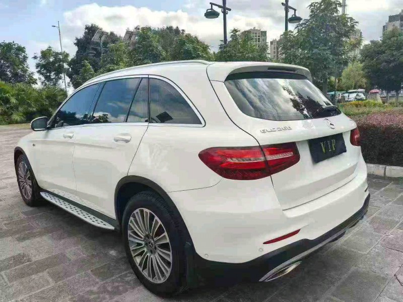 保山17年奔驰GLC8