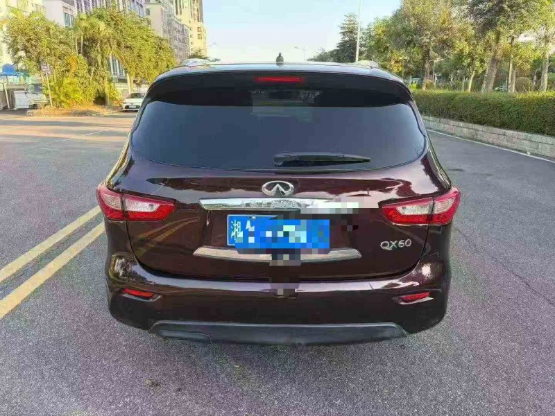梧州15年英菲尼迪QX609