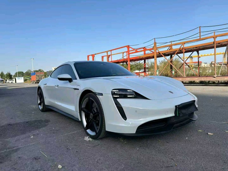 柳州21年保时捷Taycan2