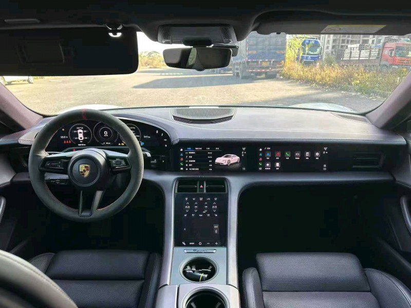 柳州21年保时捷Taycan9