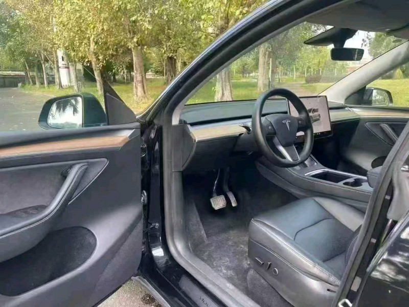 广州23年特斯拉MODEL Y4