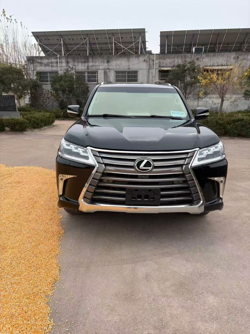 烟台12年雷克萨斯LX1