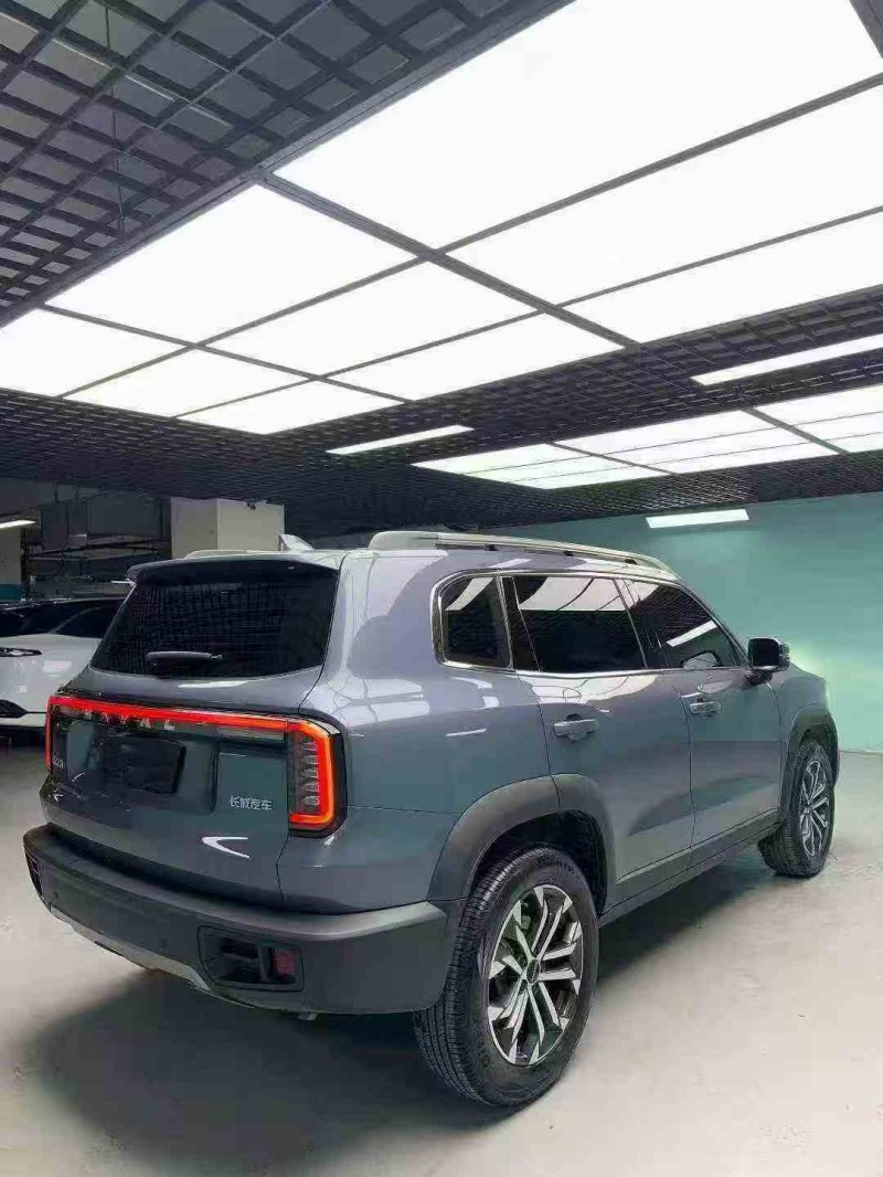 攀枝花25年哈弗大狗8