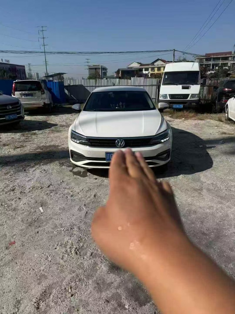 长沙21年大众凌渡1