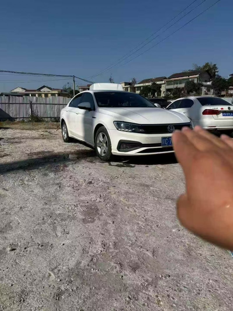 长沙21年大众凌渡2