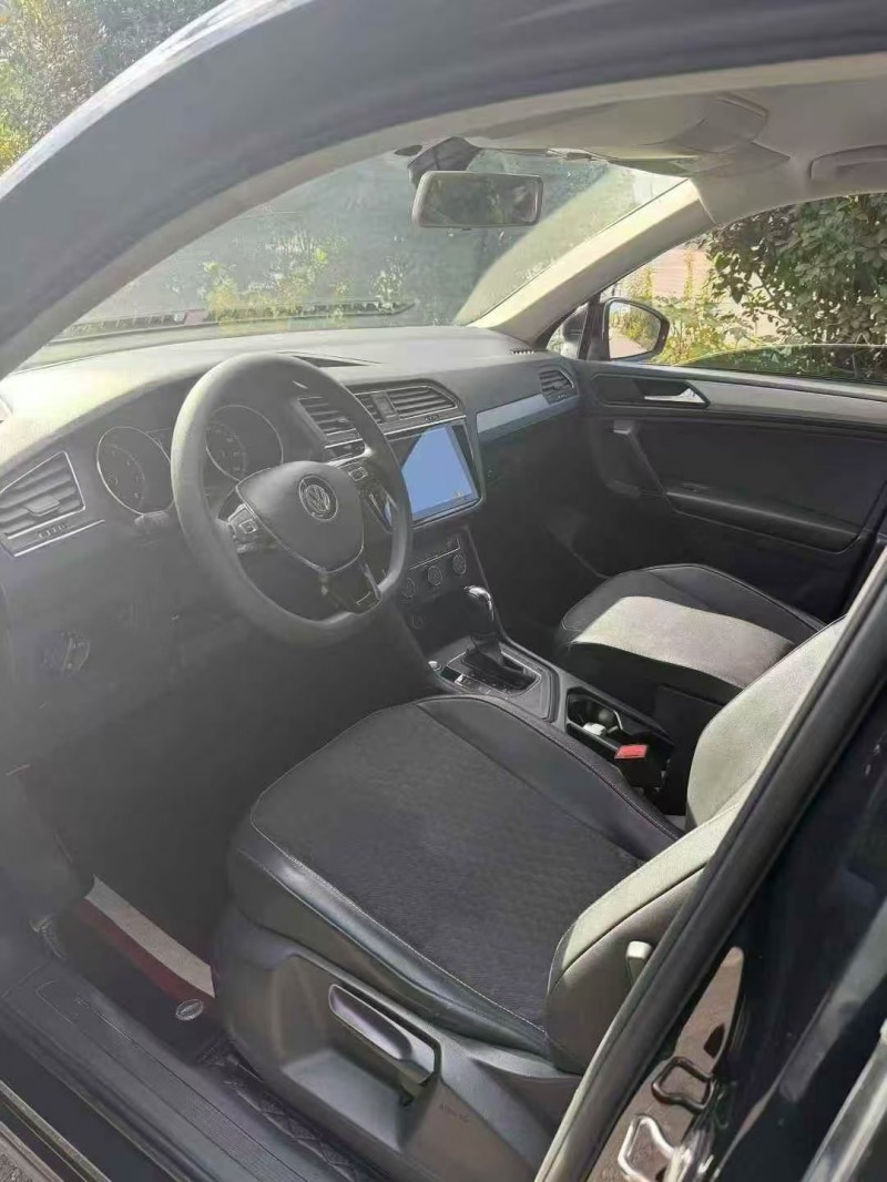 青岛17年大众途观6