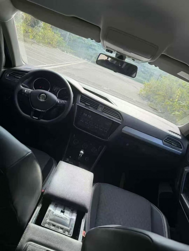 青岛17年大众途观8