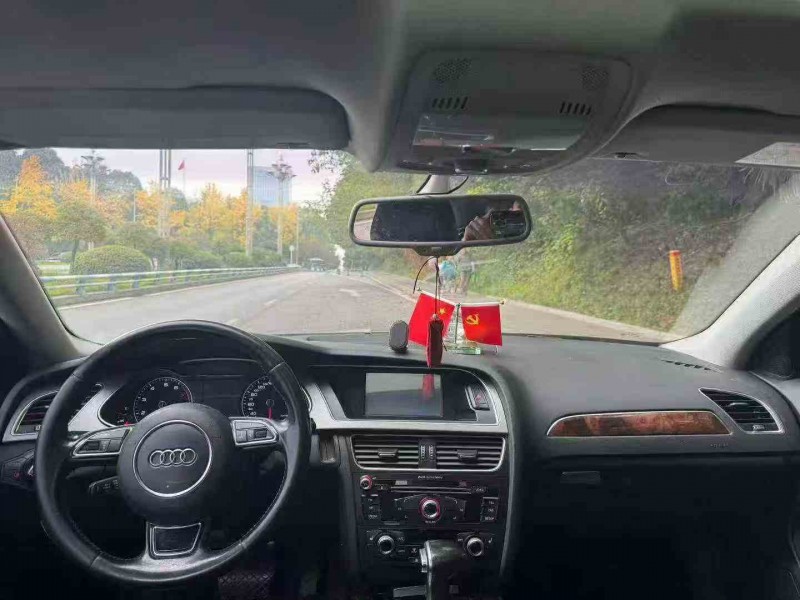 重庆16年奥迪A4L4