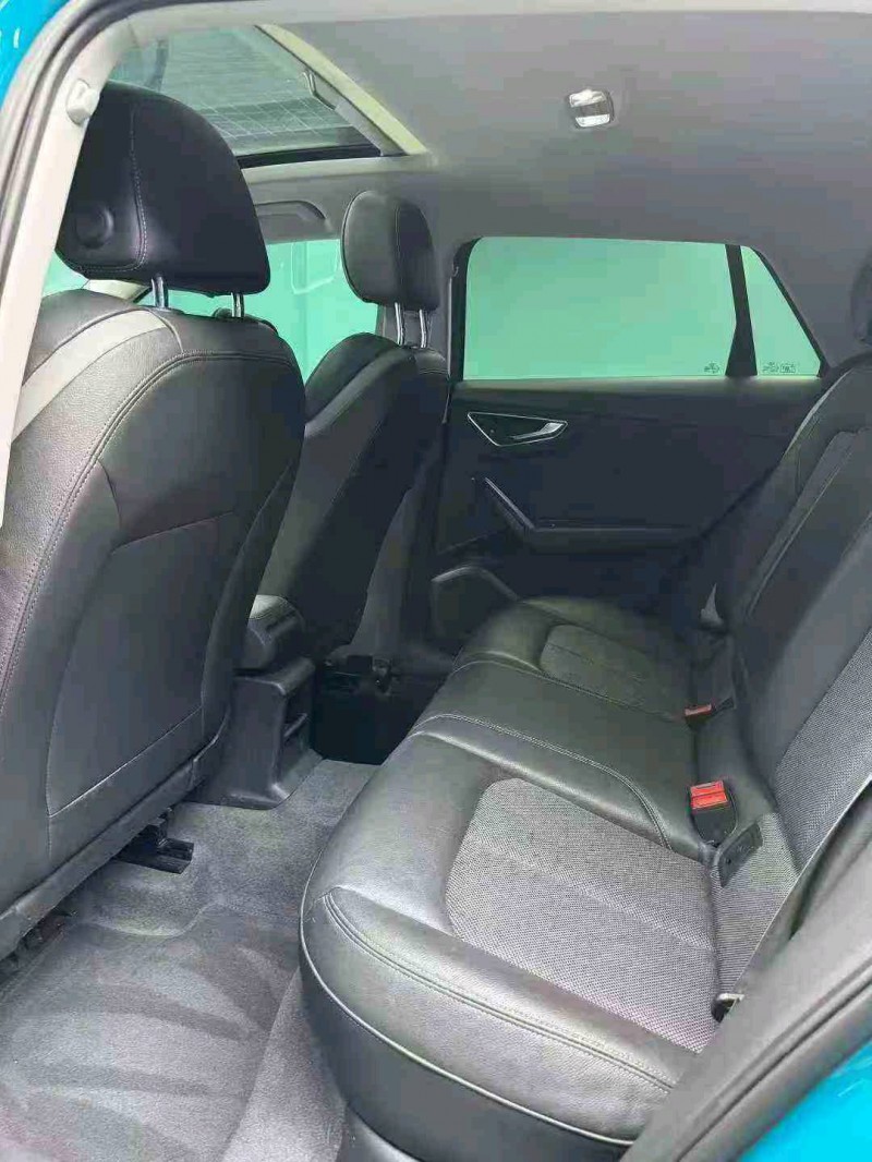 成都18年奥迪Q26