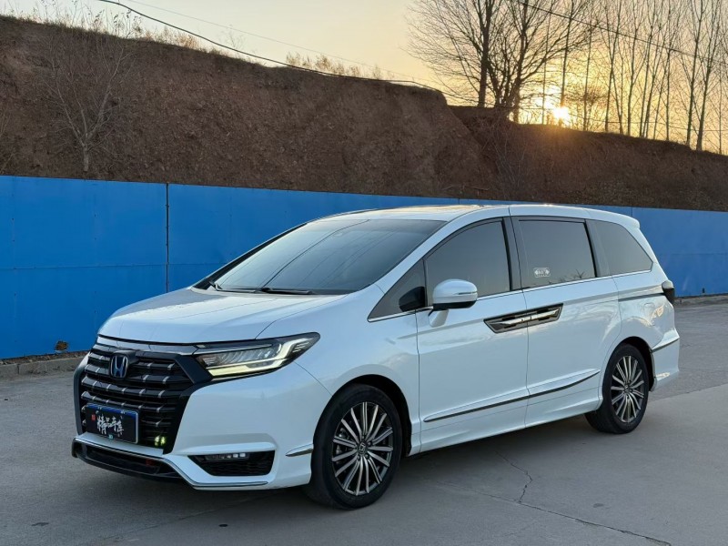 青岛23年本田艾力绅2