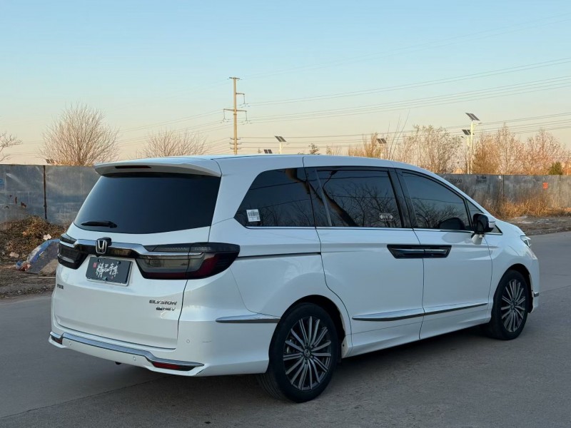 青岛23年本田艾力绅8