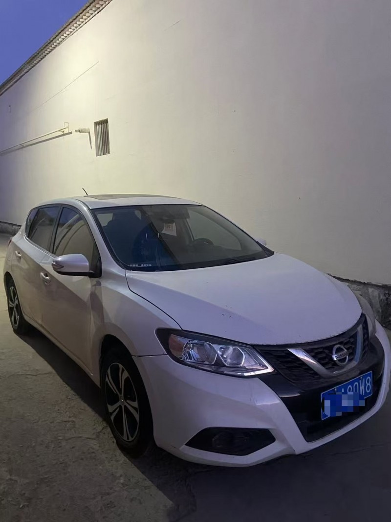 呼和浩特18年日产骐达3