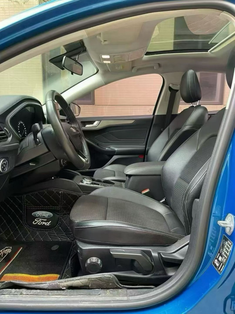佛山20年福特福克斯6