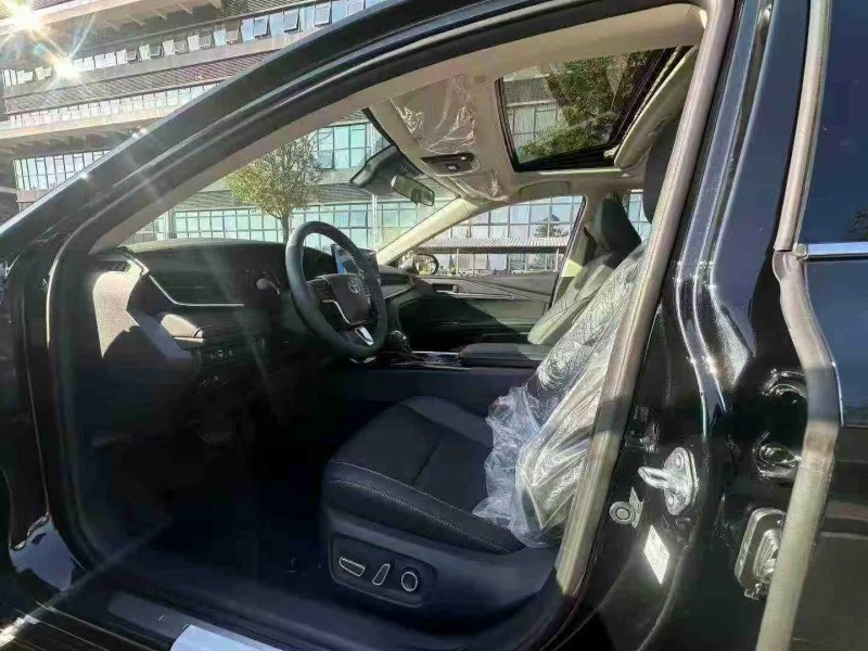 东莞25年丰田凯美瑞6