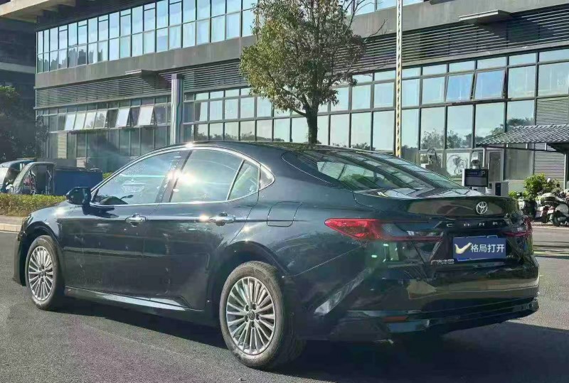 东莞25年丰田凯美瑞8