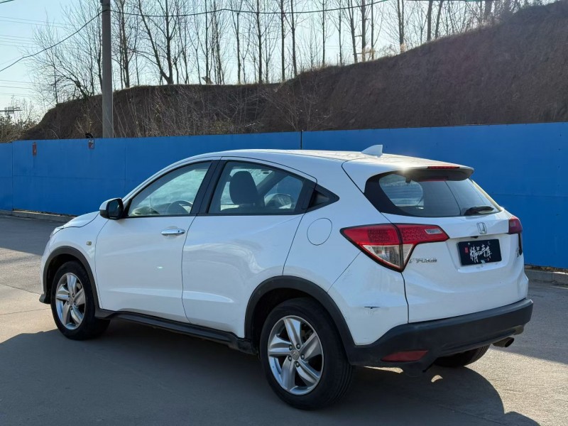 青岛21年本田缤智7