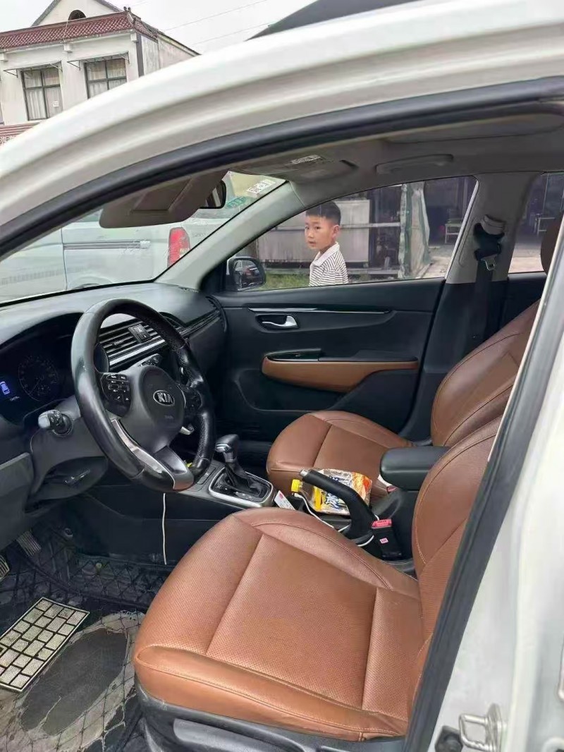 徐州19年起亚KXCROSS6