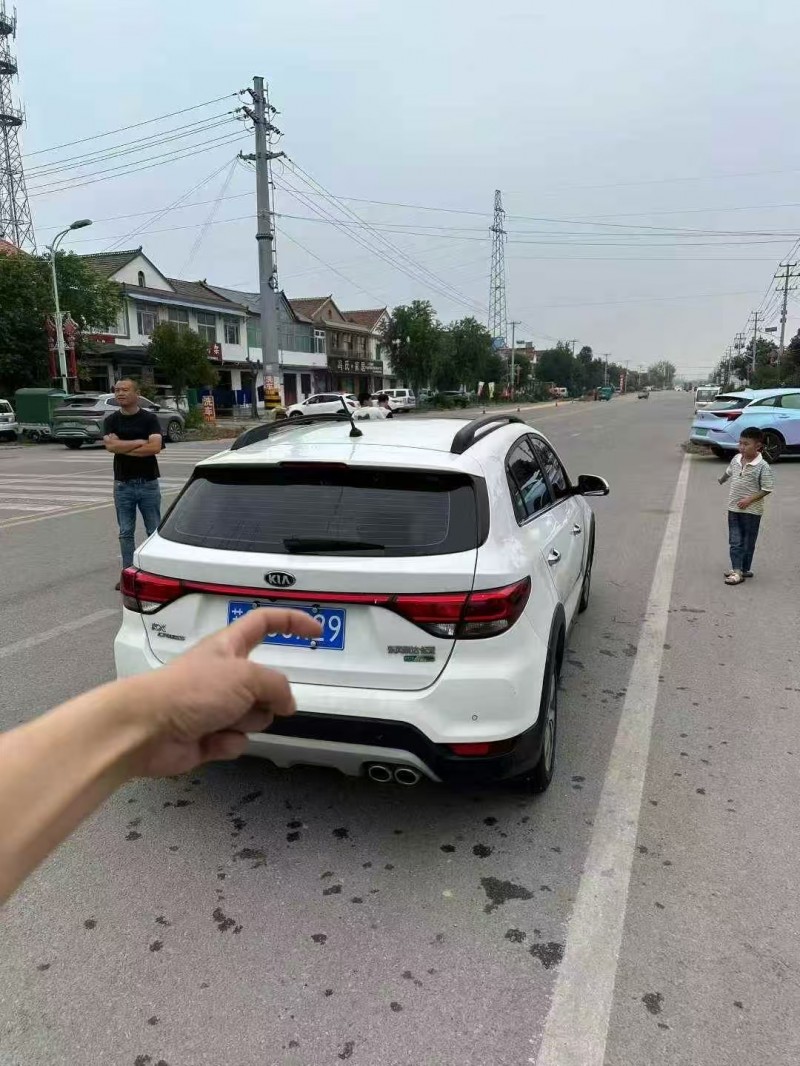 徐州19年起亚KXCROSS7