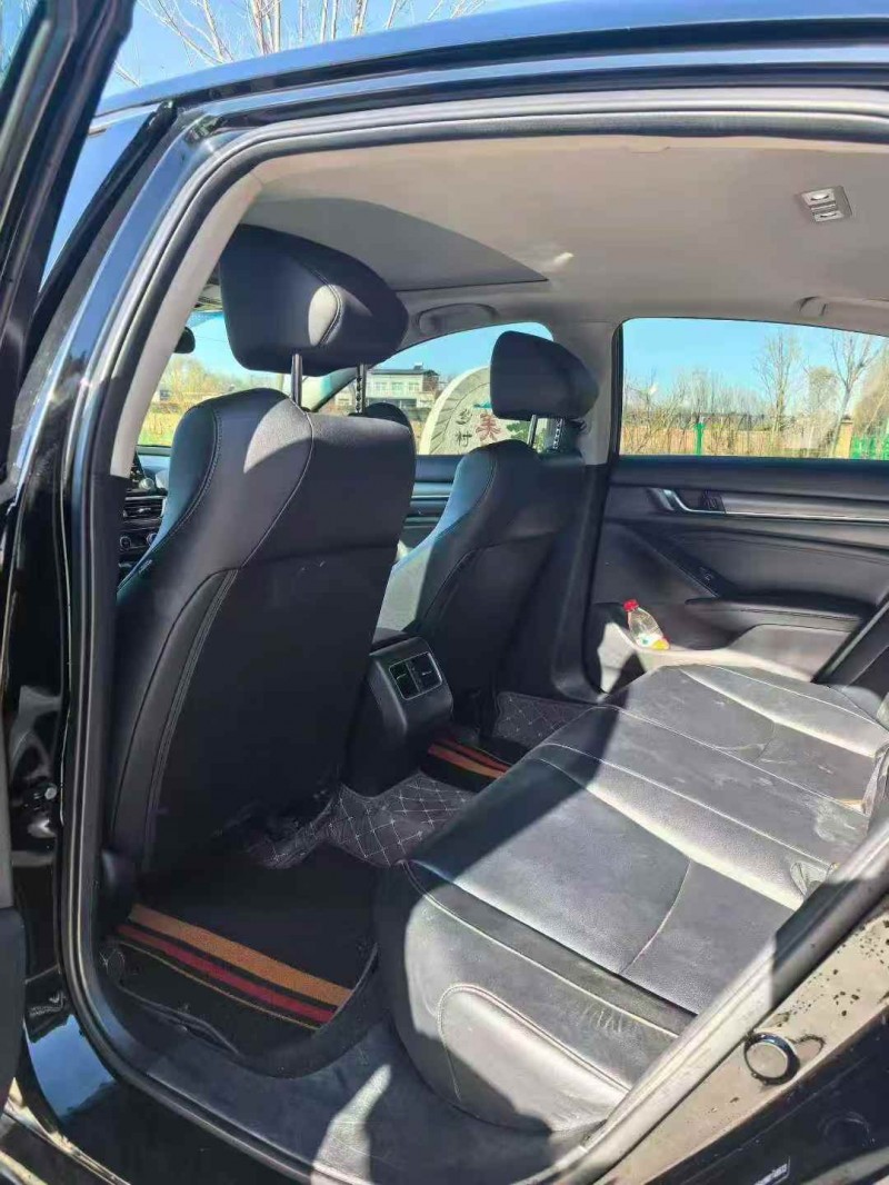 张家口21年本田雅阁5