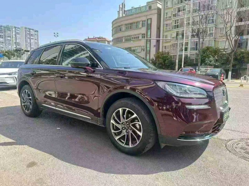 丽江22年林肯冒险家3