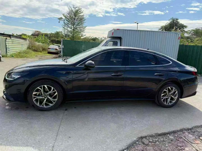 湛江22年现代索纳塔7