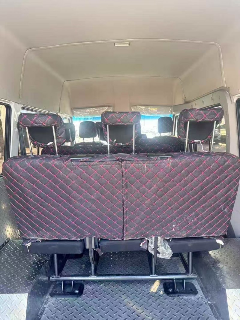 淄博23年依维柯得意9