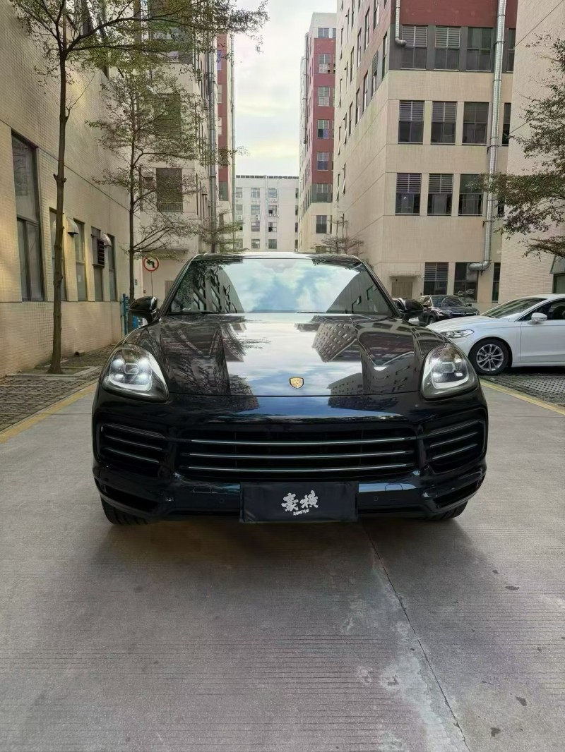 佛山20年保时捷卡宴1