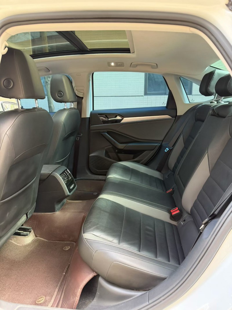 佛山22年大众速腾9