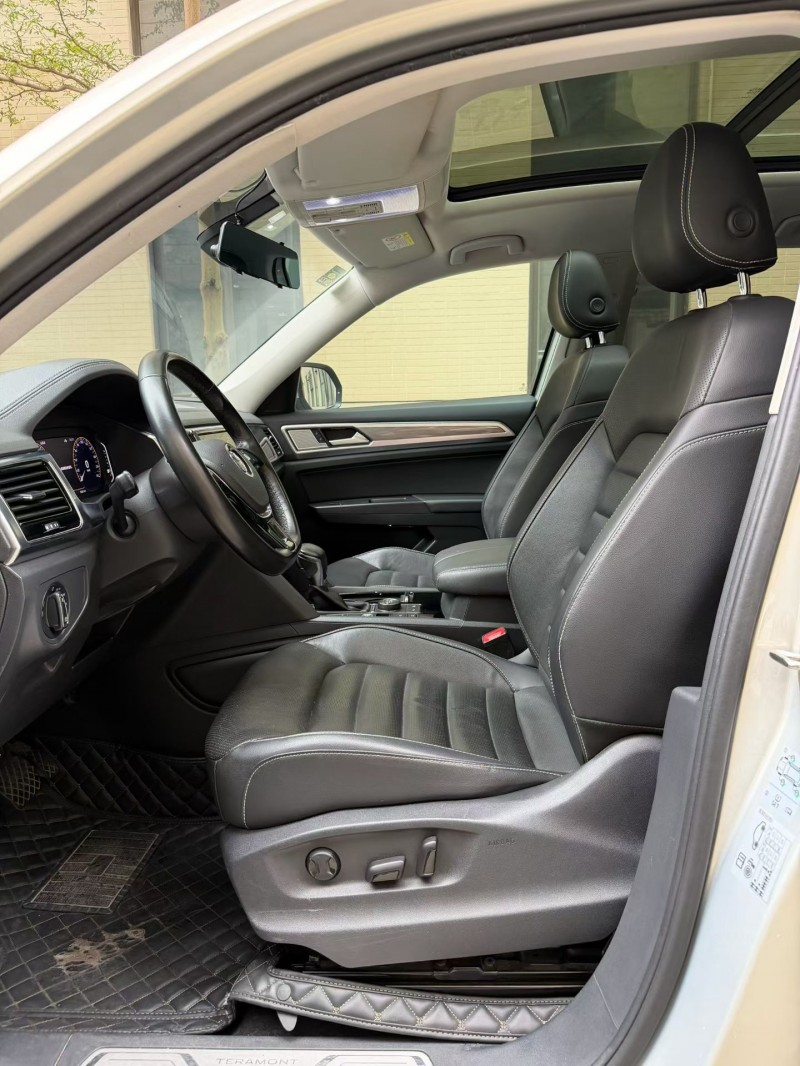 佛山20年大众途昂7