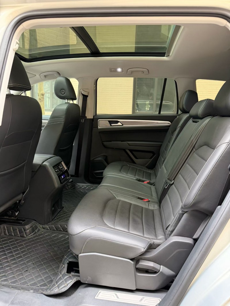 佛山20年大众途昂10