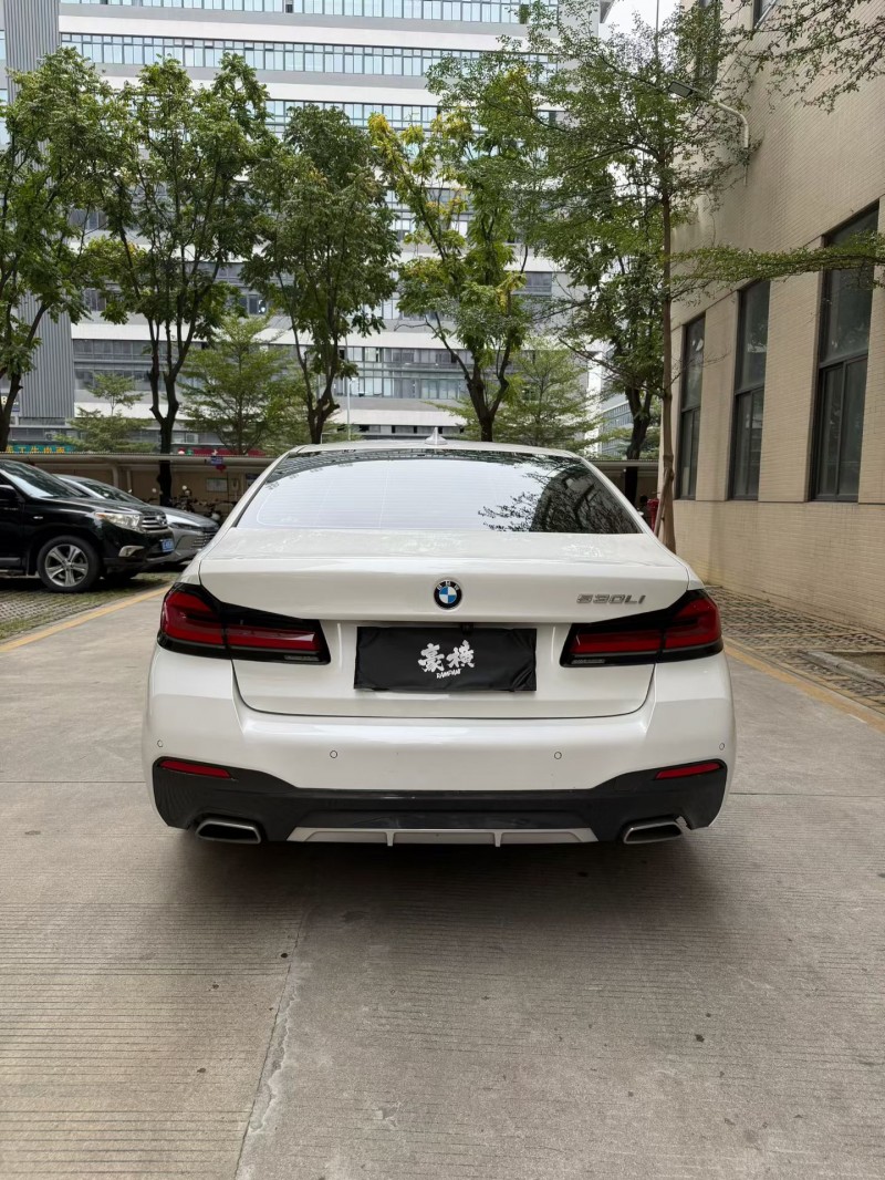 佛山22年宝马5系4