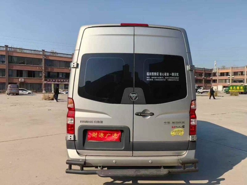 济宁23年福田图雅诺8