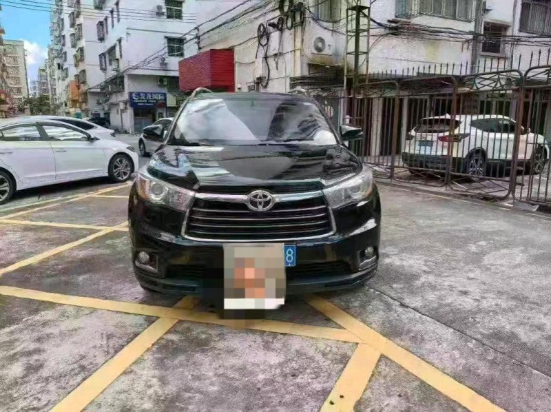 佛山17年丰田汉兰达1