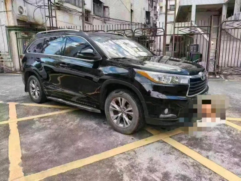 佛山17年丰田汉兰达2