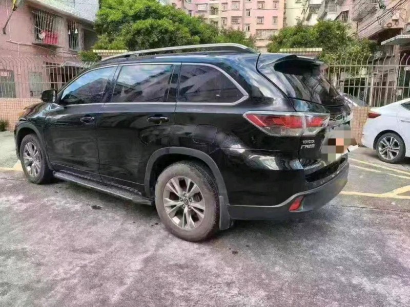 佛山17年丰田汉兰达3