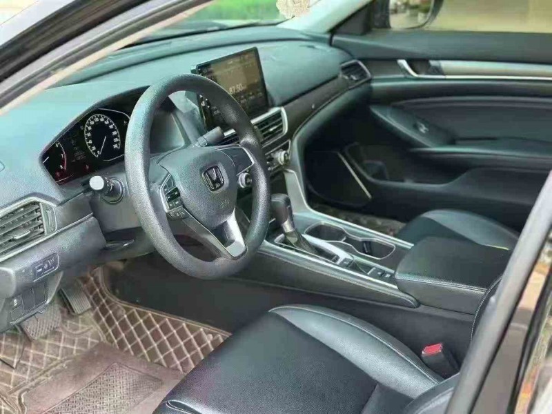 淄博21年本田雅阁5