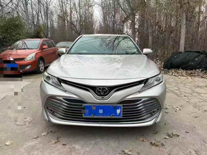 枣庄19年丰田凯美瑞1