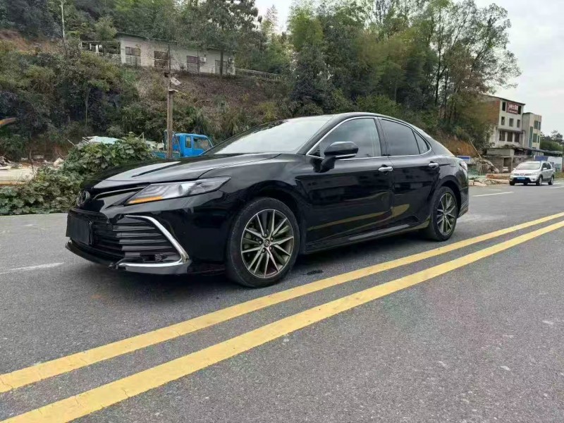 呼和浩特21年丰田凯美瑞2